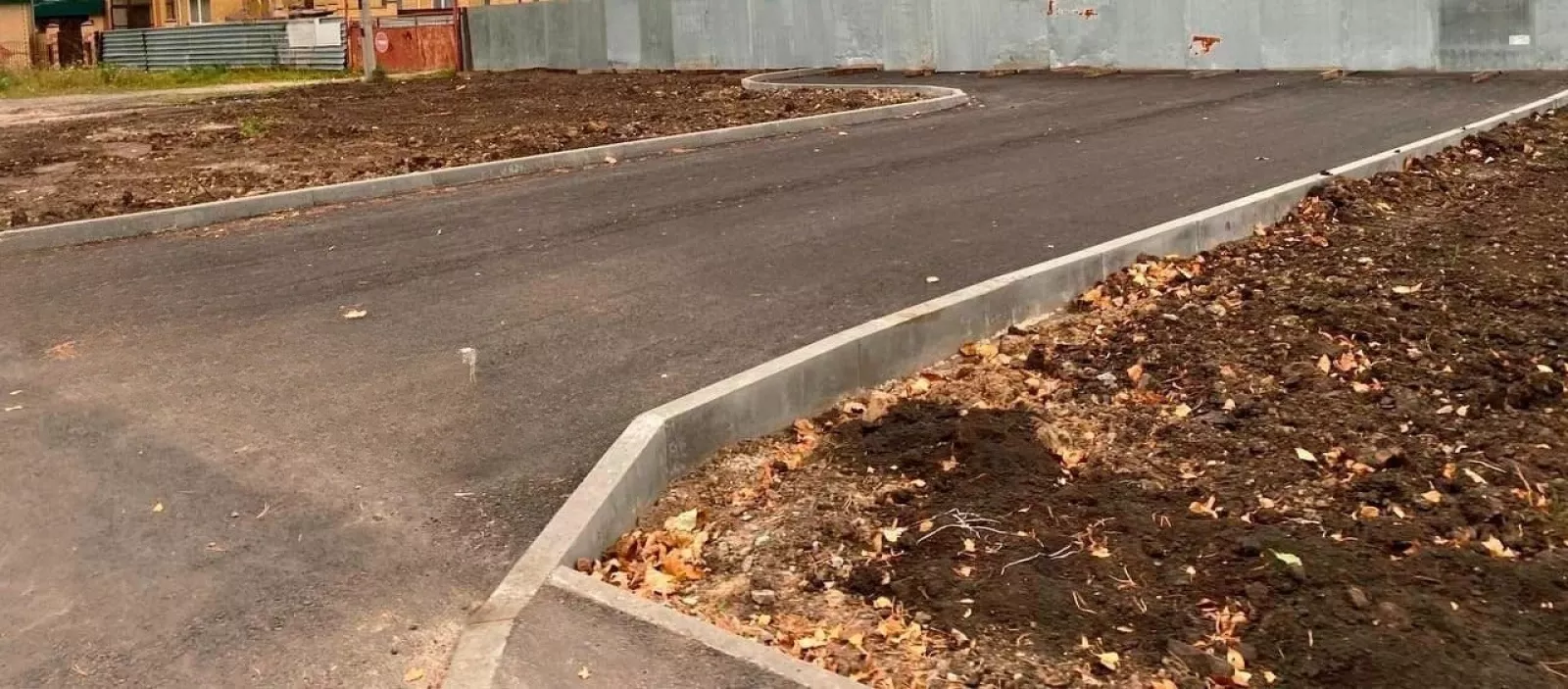 Благоустройство территории у дома — фото 7